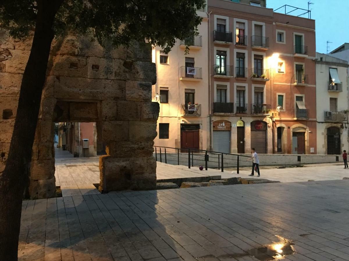 Apartamento En Plaza Forum Centro Historico タラゴナ エクステリア 写真
